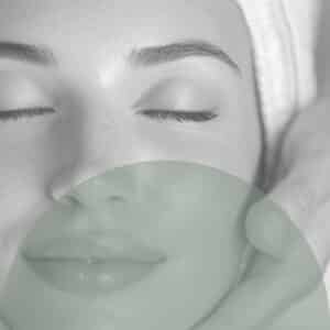 Instant Glow – trattamento viso express illuminante a Valēa SPA