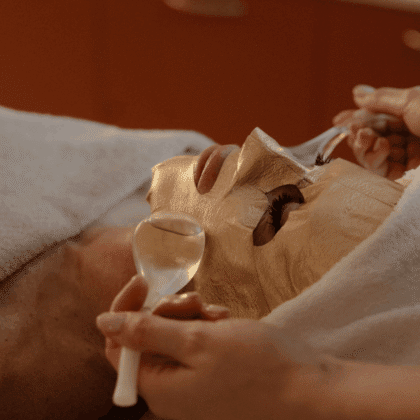 Oro di Bacco – rituale prezioso con Amarone, oro e massaggio a Valēa SPA